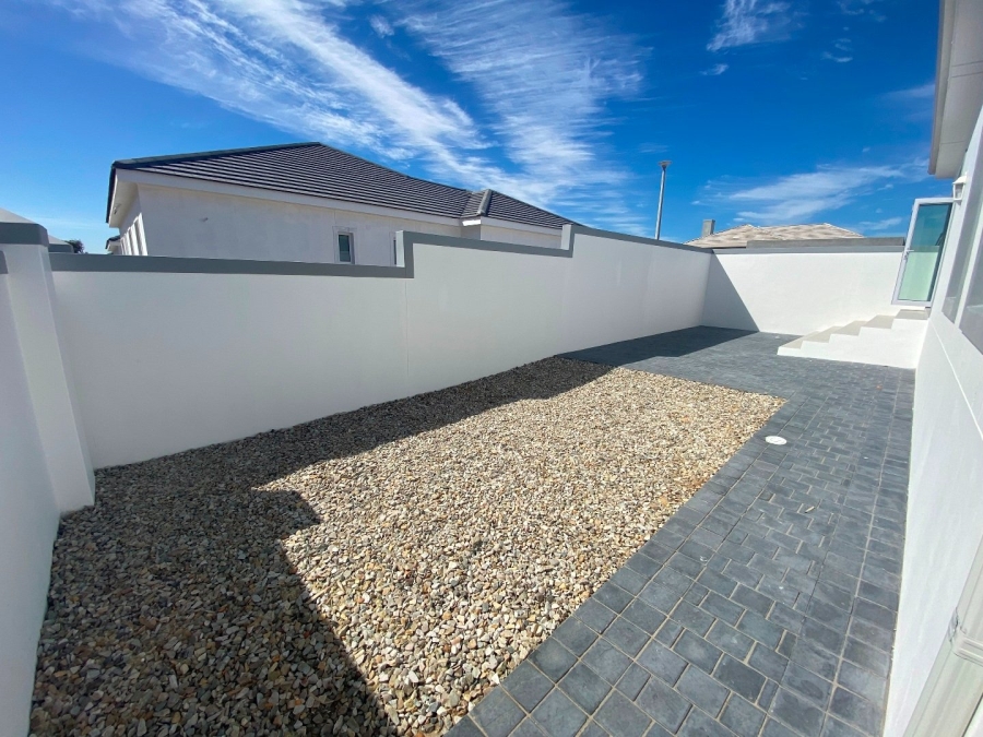 2 Bedroom Property for Sale in Weskus Villa Western Cape